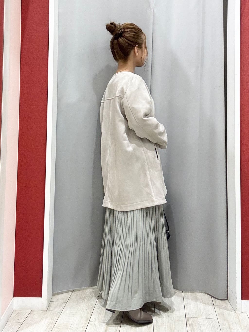 shioさんの「SHOO･LA･RUE｜【S-LL】上品さを纏う やわらかフェイクスエード ミドル丈ブルゾン」を使ったコーディネート
