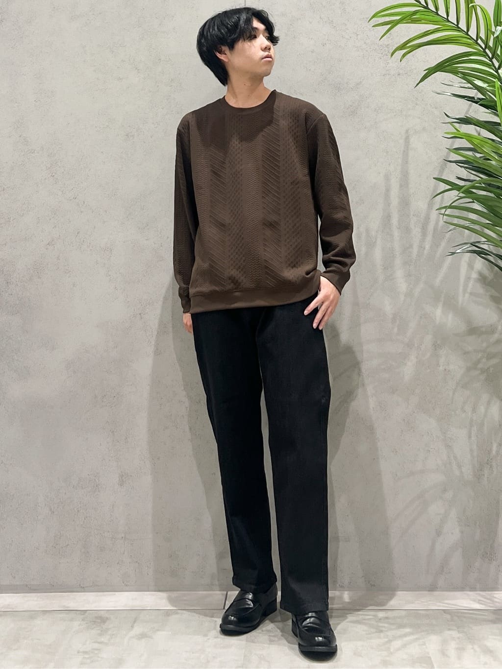SHI-MAさんの「THE SHOP TK｜【無地に飽きた方へ】ふくれジャカードスウェット　洗濯機OK/6色展開/ユニセックスでおすすめ！」を使ったコーディネート