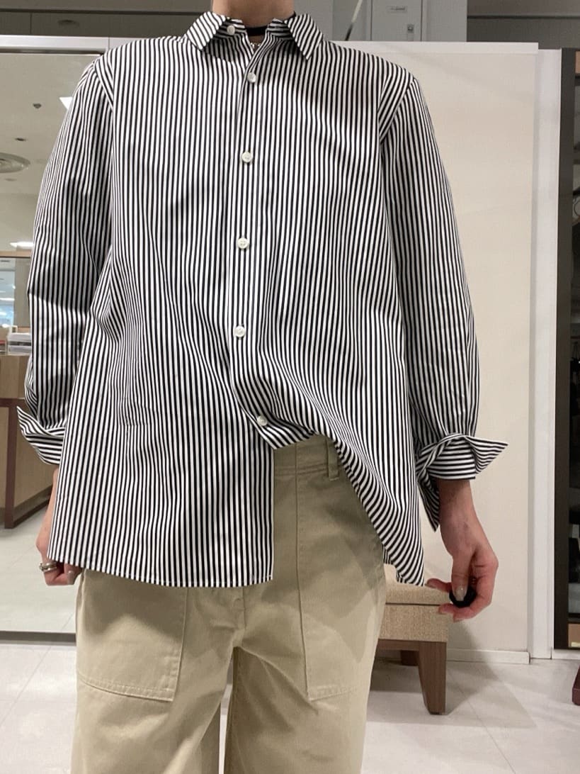 IWAMOさんの「UNTITLED｜【コットン100/洗える】サテンベイカーパンツ」を使ったコーディネート