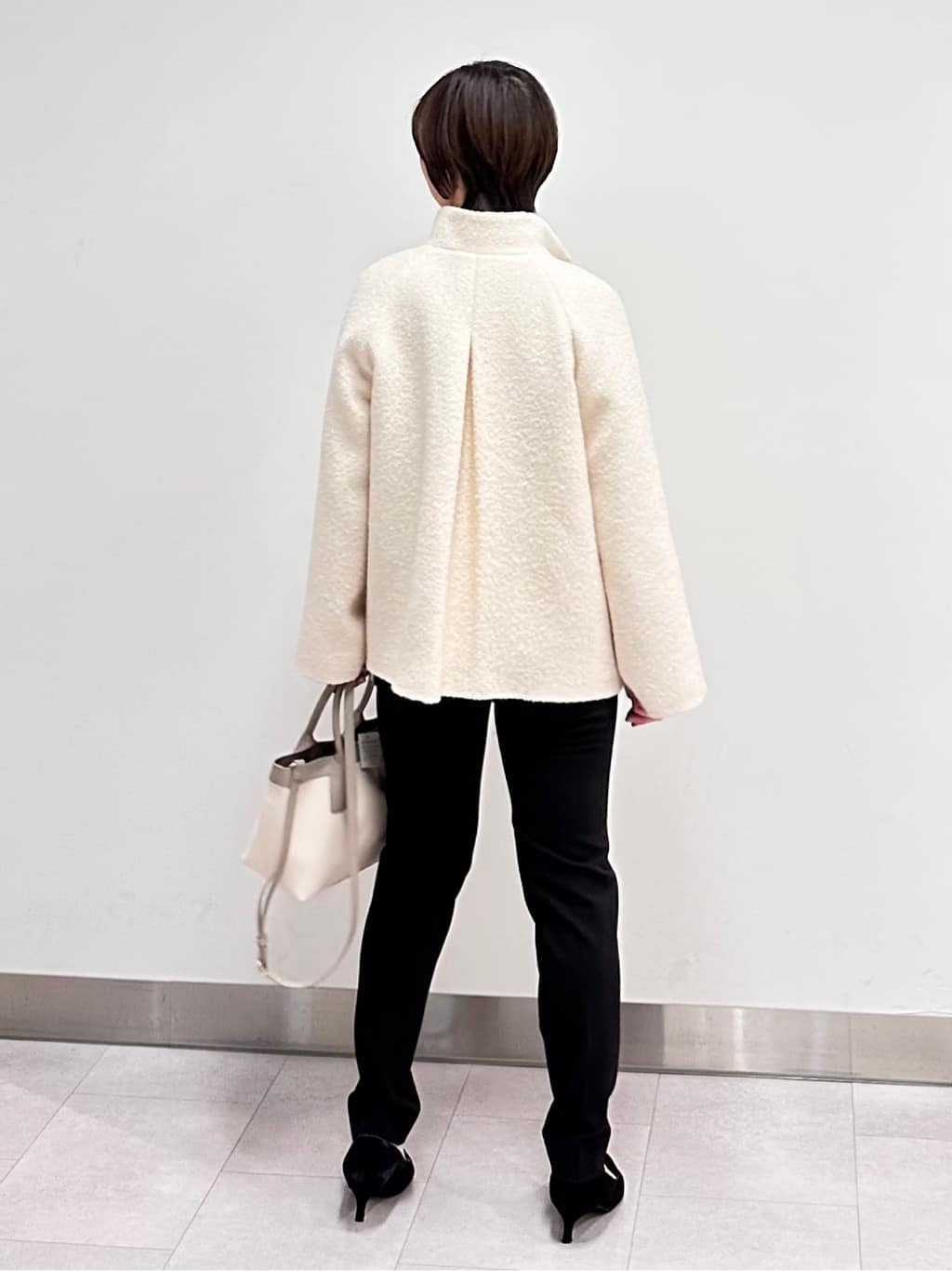 みなこさんの「UNTITLED｜【きれいめ/洗える】ラメ入りワイドボートネックニット」を使ったコーディネート