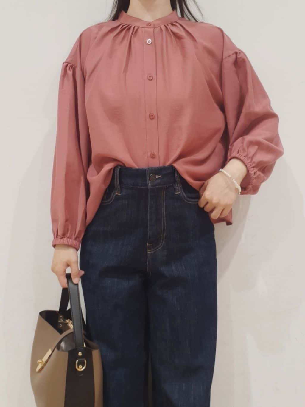 にこさんの「grove｜【美シルエット/選べる着丈】大人のためのバギーデニム」を使ったコーディネート