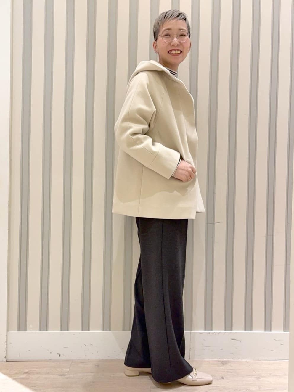  Ayumiさんの「grove｜【あったか裏起毛】かっこよさも穿き心地も叶える、優秀スラックスパンツ」を使ったコーディネート
