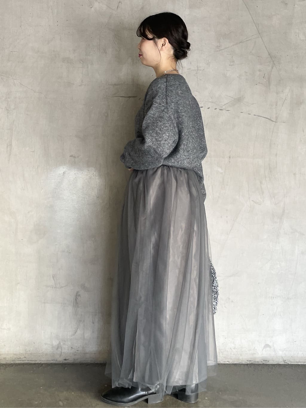 tomokoさんの「OPAQUE.CLIP｜リラクシークルーネックニット【洗濯機OK】」を使ったコーディネート