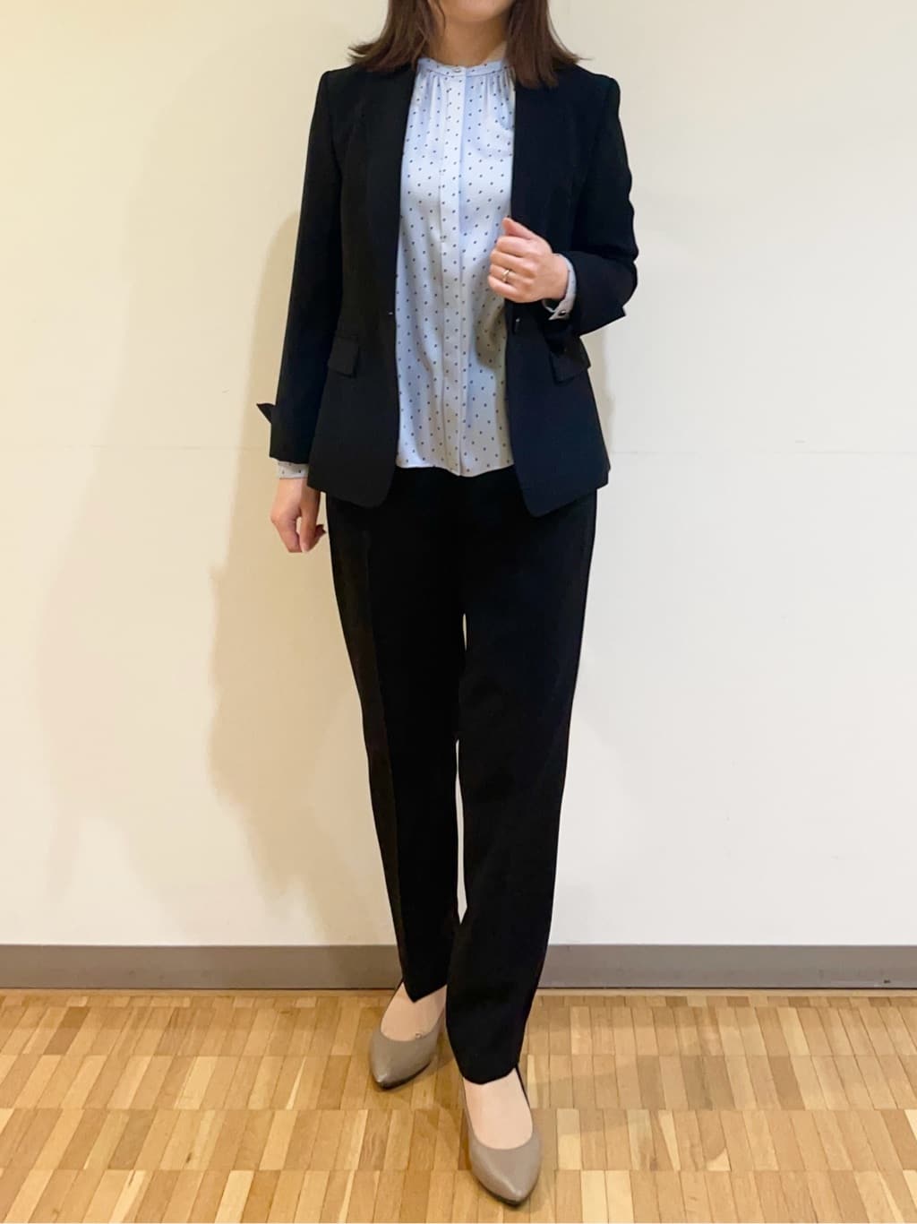 フナキさんの「UNTITLED｜【日本製・本革】Comfit Dresser Pumps（コンフィットドレッサーパンプス）」を使ったコーディネート