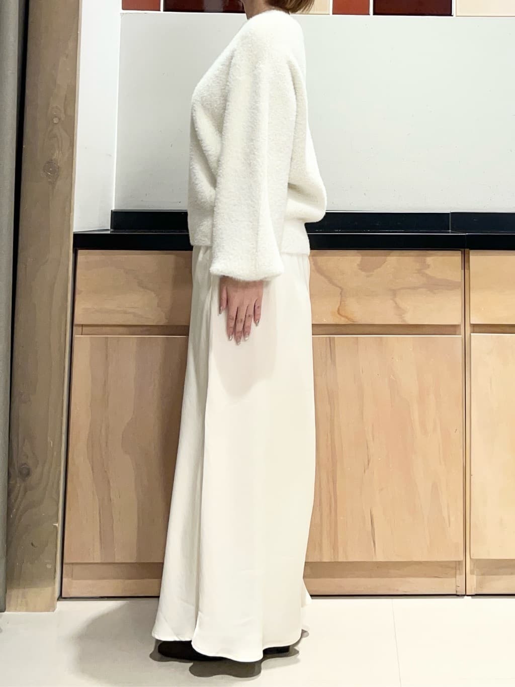 かのさんの「THE SHOP TK｜纏うだけで大人上品 シャギーチェスターハーフコート」を使ったコーディネート
