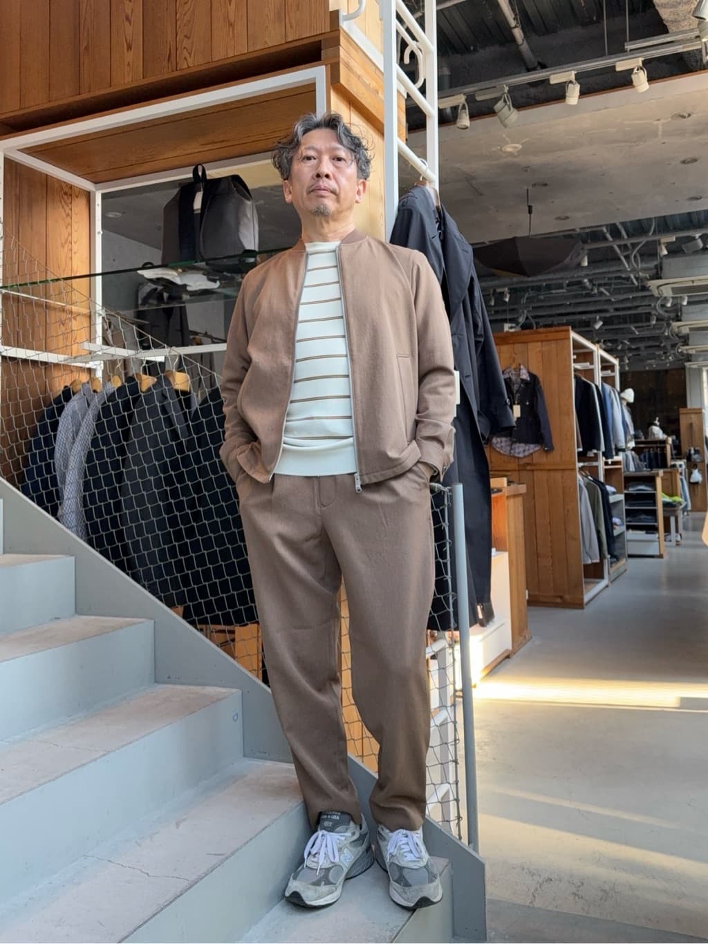 デザイナーTAKEman さんの「TAKEO KIKUCHI｜◆【体温フィットベルト搭載】ZeRoG(R)fit（ゼロジーフィット）バックパック」を使ったコーディネート
