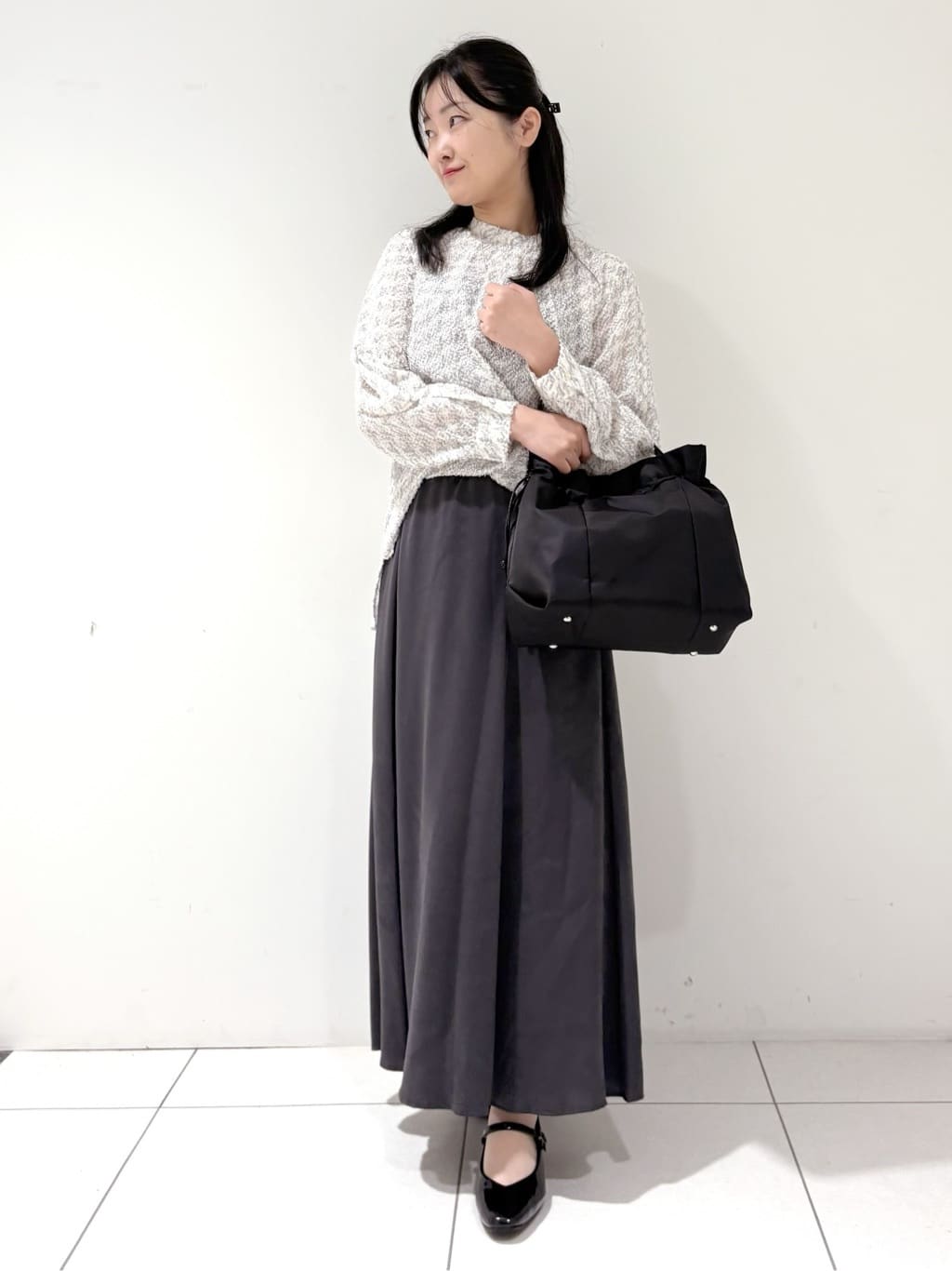 momokoさんの「INDIVI｜【きれいめ／オフィス／イベント】フェザージャカードブラウス」を使ったコーディネート