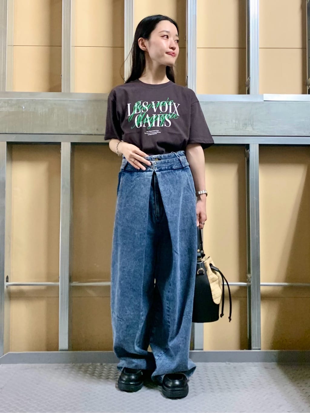 sahoさんの「THE SHOP TK｜フォトアソートTシャツ【接触冷感/UV/毛玉になりにくい/洗濯機OK】」を使ったコーディネート