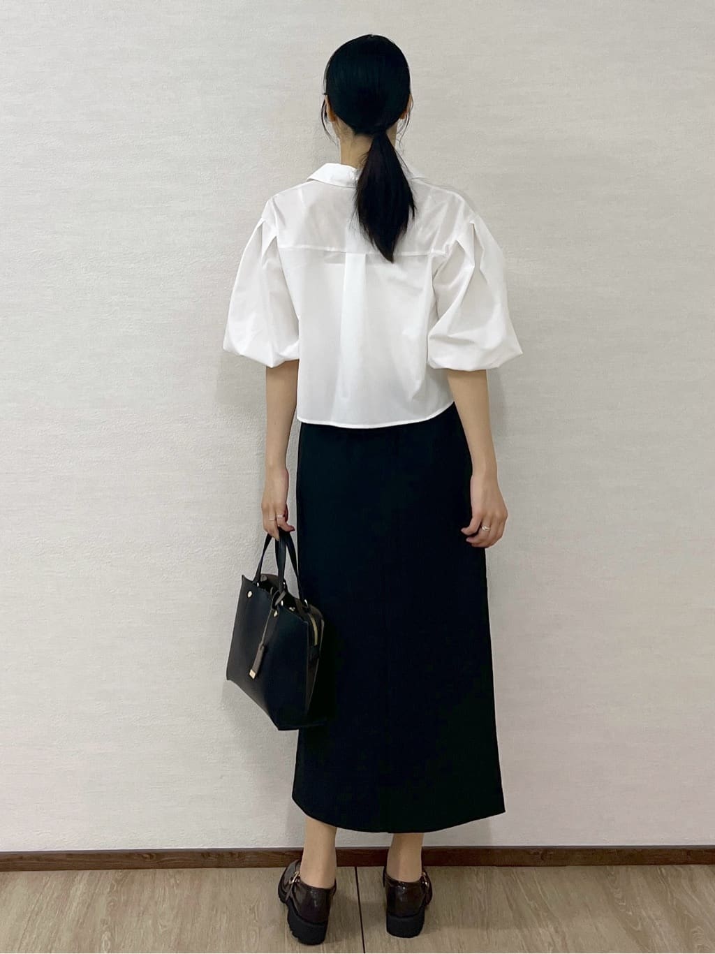 sachikoさんの「OPAQUE.CLIP｜バルーンスリーブシャツ【洗濯機洗い可】」を使ったコーディネート
