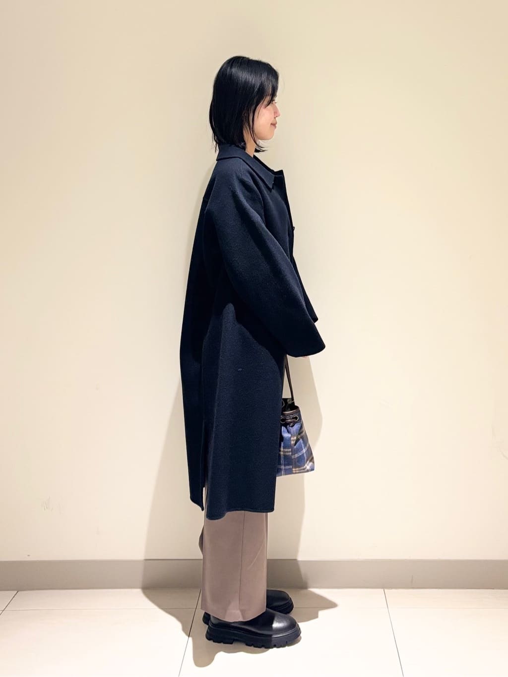 mayuさんの「Dessin｜ウールカシミヤVネック」を使ったコーディネート