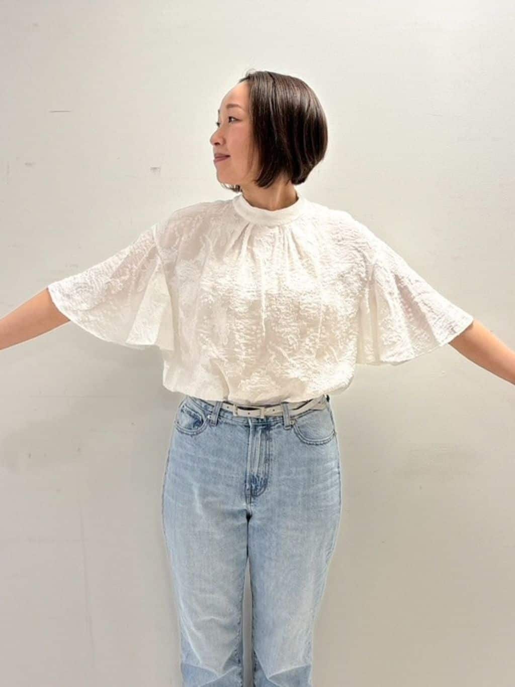keikoさんの「COUP DE CHANCE｜【環境に配慮したデニム】細身デニムパンツ」を使ったコーディネート