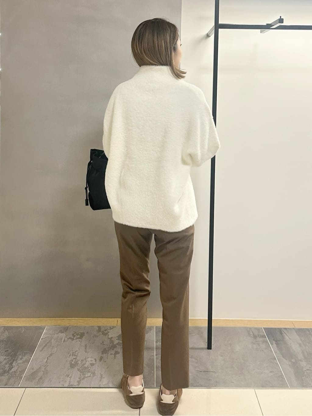MAIさんの「INDIVI｜【褒められパンツ/ウール混】スティックパンツ」を使ったコーディネート