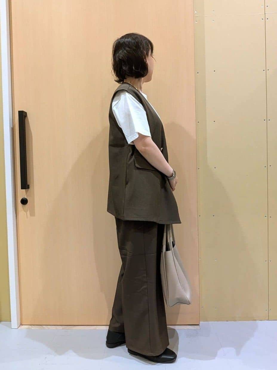 いこさんの「SHOO･LA･RUE｜【S-LL/ひんやり/UV】選べる6柄でそれぞれ欲しくなる プリントTシャツ」を使ったコーディネート
