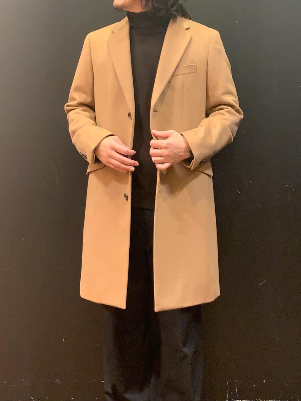 木村剛さんの「TAKEO KIKUCHI｜ウールカシミヤブレンド チェスターコート」を使ったコーディネート