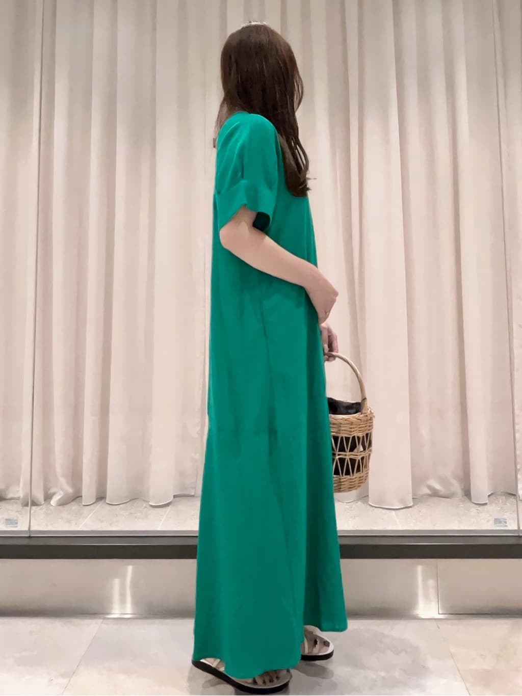 maiさんの「OPAQUE.CLIP｜レーヨン麻キーネックワンピース【洗える】」を使ったコーディネート