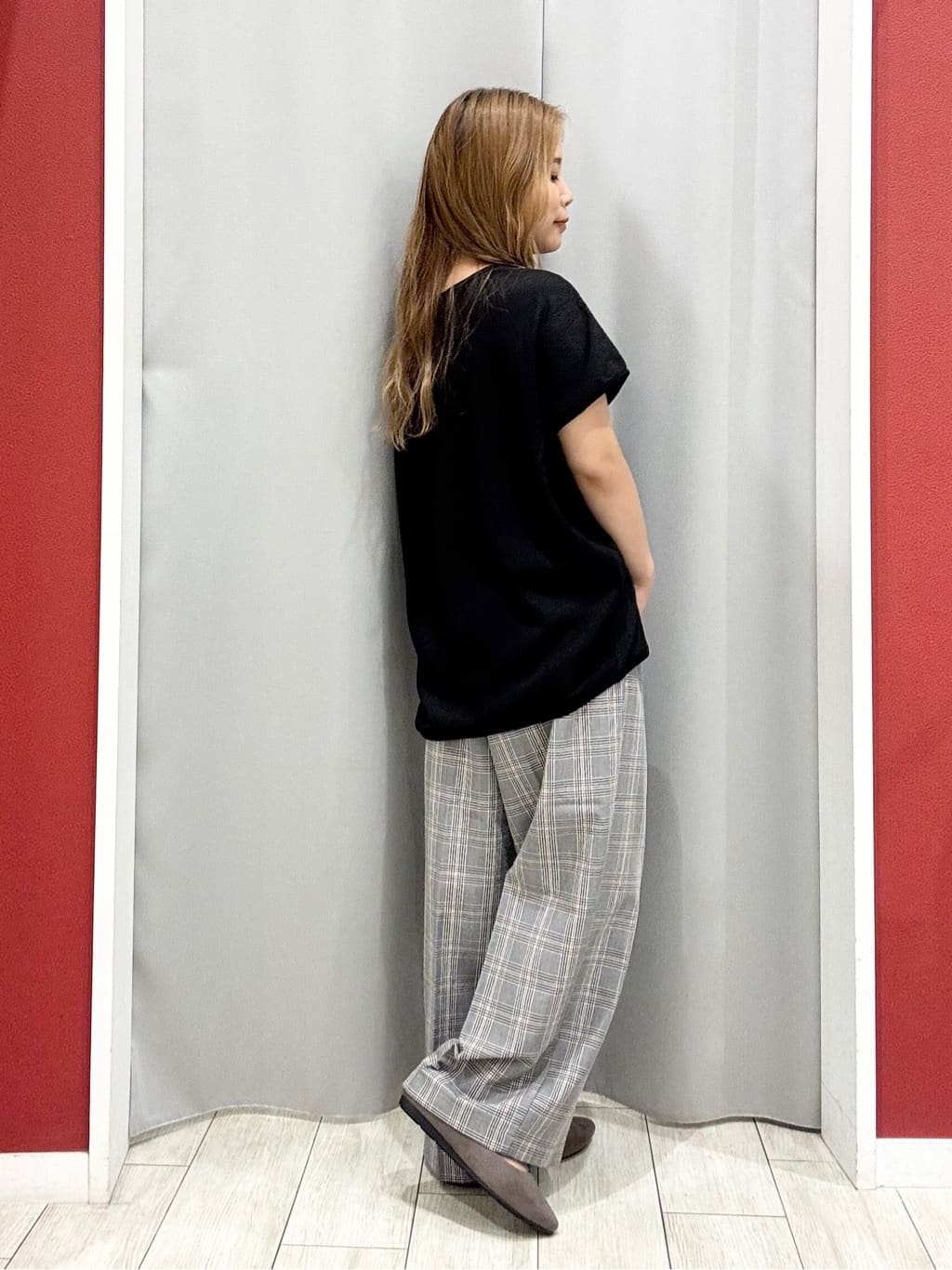 shioさんの「SHOO･LA･RUE｜【S-LL】ブラウス見えする 軽やかな着心地の しぼしぼトップス」を使ったコーディネート