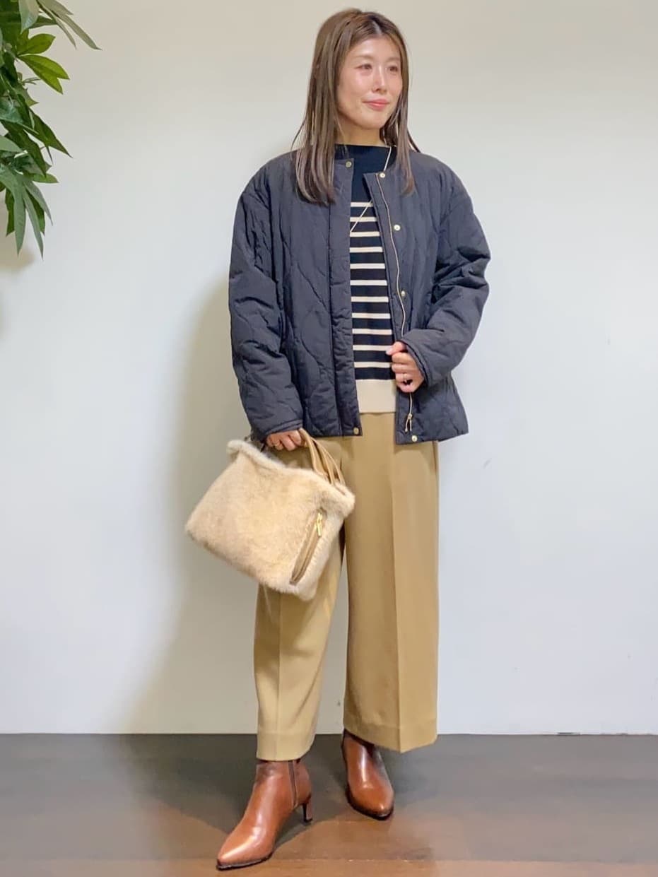 tomoさんの「UNTITLED｜ミニフェイクファーショルダー」を使ったコーディネート