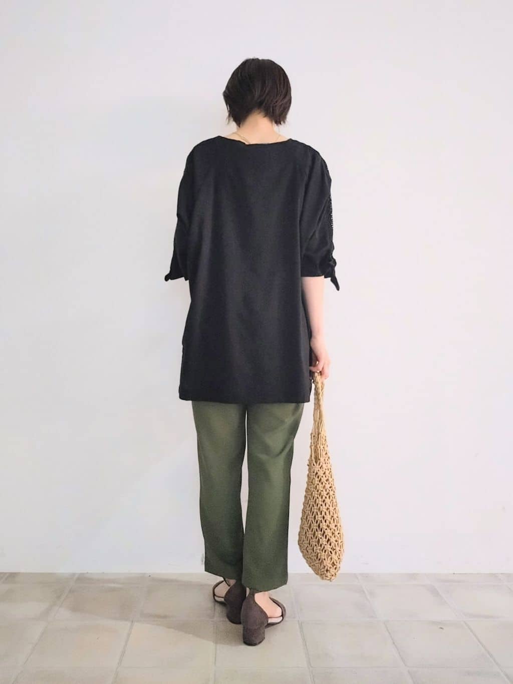 miomioさんの「SHOO･LA･RUE｜【S-LL】お袖デザインが華やか はしごレースチュニック」を使ったコーディネート