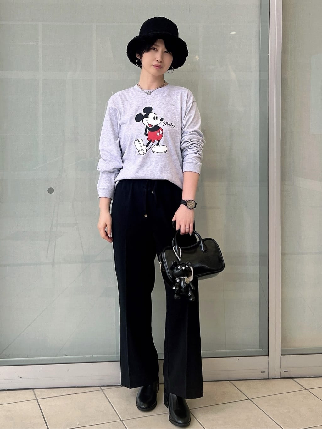 yo-koさんの「OPAQUE.CLIP｜【Mickey Mouse】プリントロングTシャツ」を使ったコーディネート
