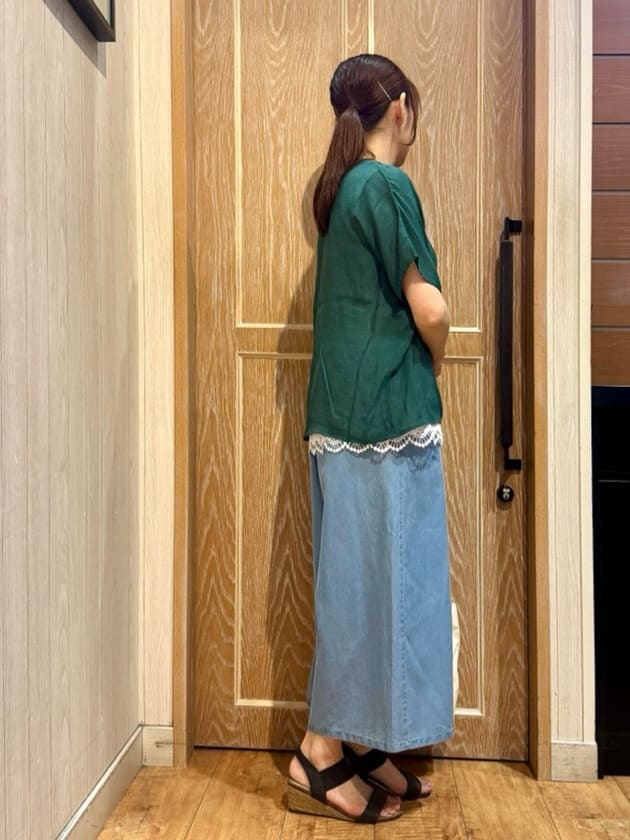 KAORIさんの「SHOO･LA･RUE｜【S-LL】着るだけで簡単にコーデが決まる レースレイヤード風ドルマントップス」を使ったコーディネート