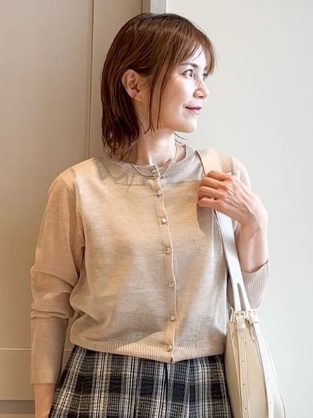 yamakoさんの「grove｜【雑誌掲載】洗えるシアーカーディガン」を使ったコーディネート