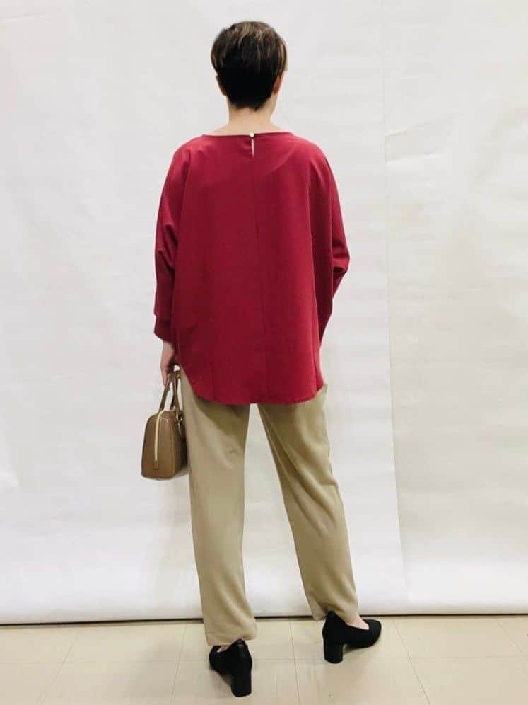 なっちゃんさんの「SHOO･LA･RUE｜【高レビュー/洗濯後しわになりにくい】1枚でサマ見え 8分袖ドルマンブラウス」を使ったコーディネート