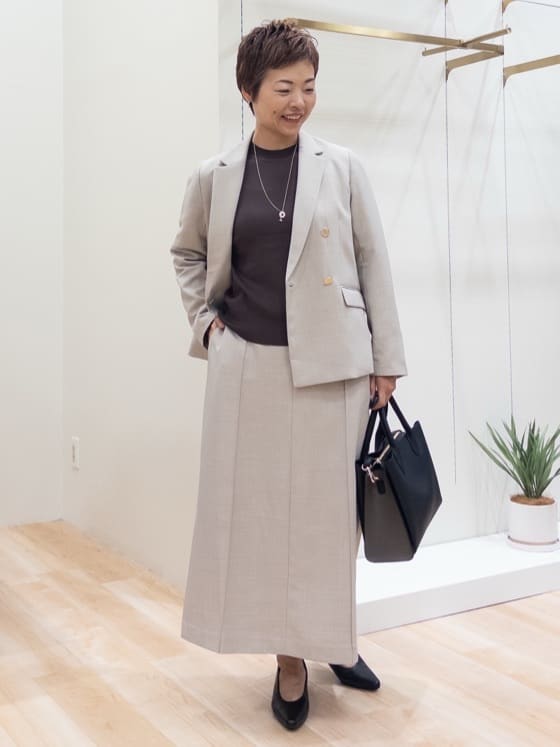 シュウコさんの「grove｜【カセット服】ダブルブレストテーラードジャケット」を使ったコーディネート