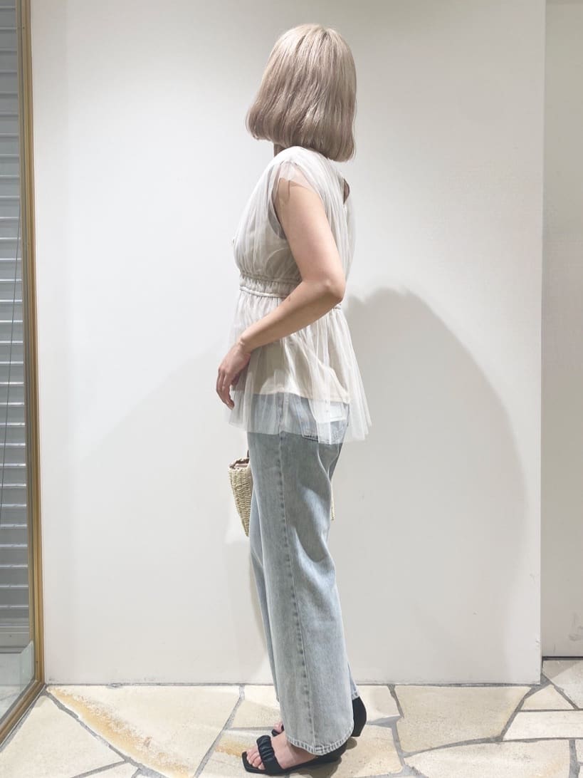 rieさんの「index｜《丈が選べる》ストレートデニムパンツ【洗濯機洗い可】」を使ったコーディネート