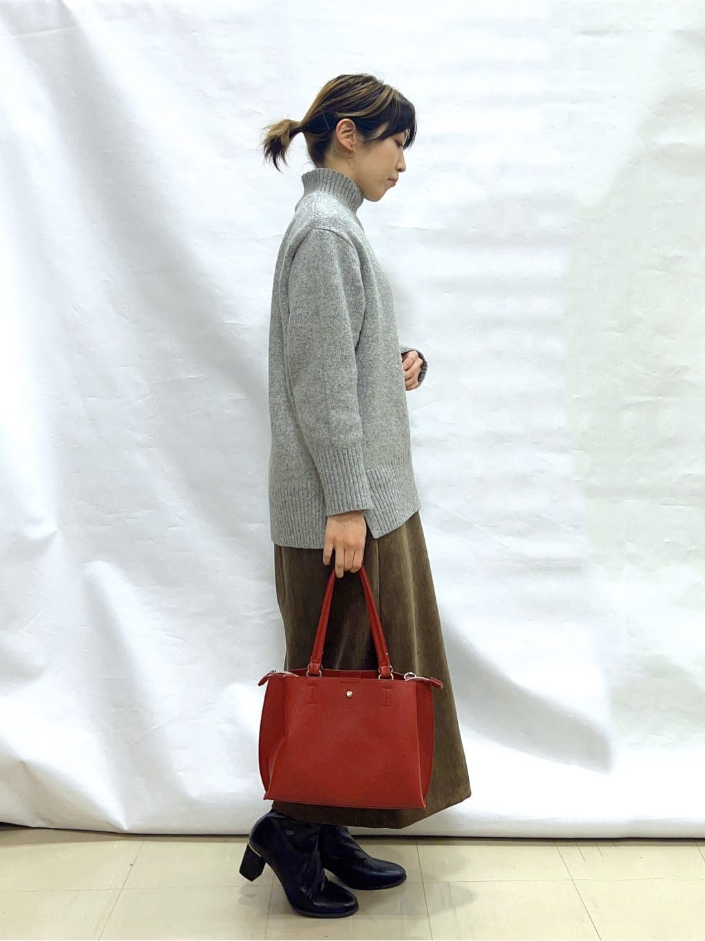 まっつんさんの「SHOO･LA･RUE｜【S-LL】ゆるシルエットな メランジタートルニット」を使ったコーディネート