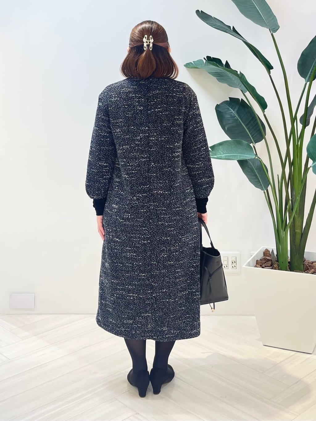 Tomoさんの「UNTITLED｜【洗える/ストレッチ】ツイードジャージワンピース」を使ったコーディネート
