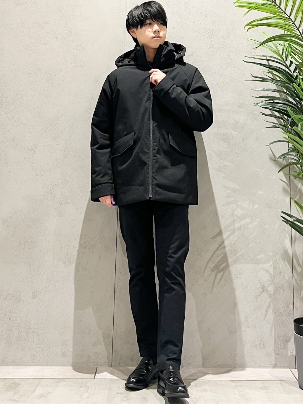 SHI-MAさんの「THE SHOP TK｜【軽くて、暖かい】SORONA／ソロナ 中綿ブルゾン 防風/軽量/洗濯機OK/フード脱着可」を使ったコーディネート