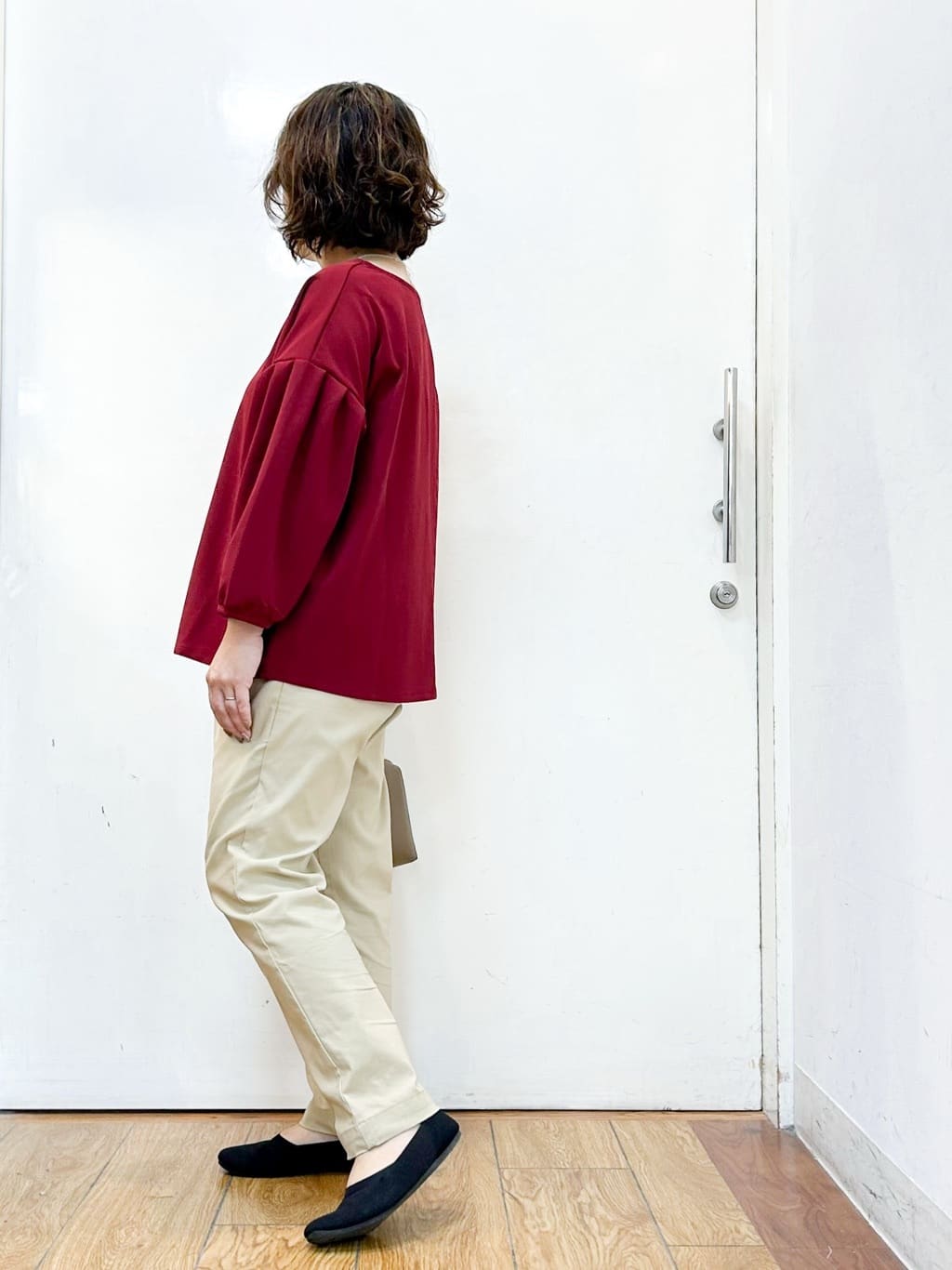 haruさんの「SHOO･LA･RUE｜【2点セット/7分袖】大人のきれい見え お袖タック入りアクセ付きトップス」を使ったコーディネート