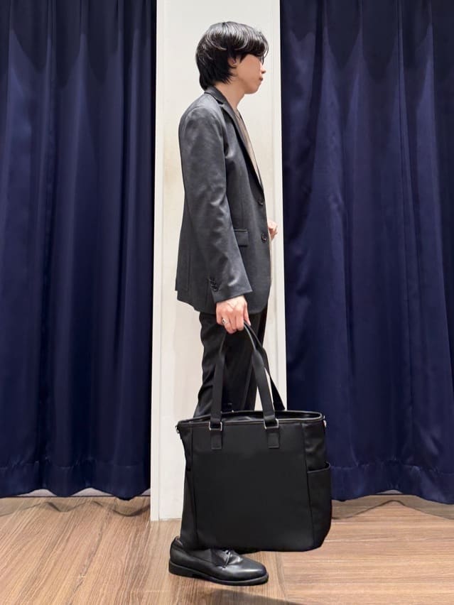 Tightさんの「THE SHOP TK｜ライトTRジャージジャケット【洗濯機OK/毛玉ができにくい/ストレッチ/セットアップ可】」を使ったコーディネート
