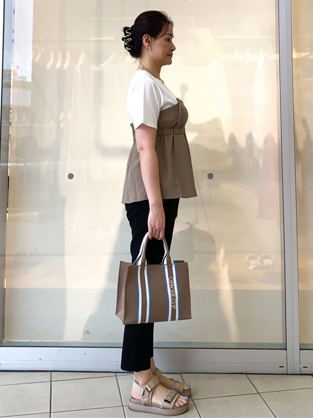 Jeanさんの「OPAQUE.CLIP｜タックビスチェドッキングカットソー【洗濯機洗い可】」を使ったコーディネート