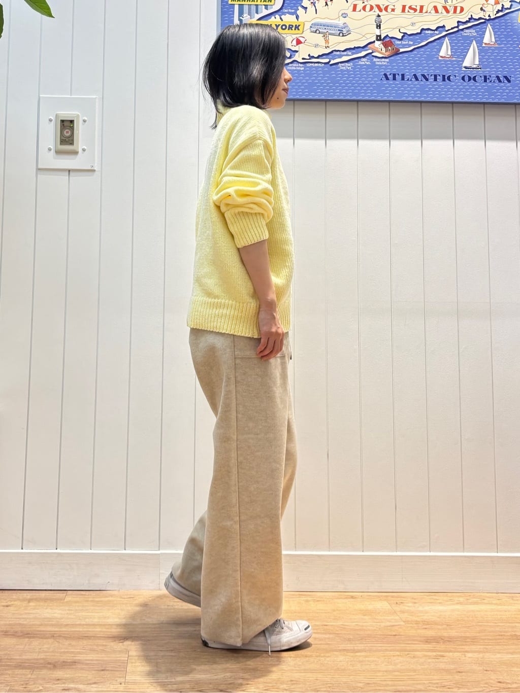 OKADAさんの「Dessin｜【洗える】ハイネックベロアモールニット」を使ったコーディネート
