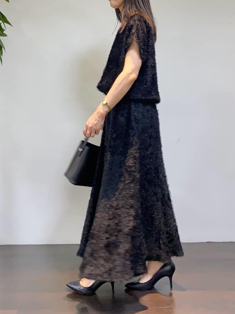 tomoさんの「UNTITLED｜【短丈/日本製】カラミ風メッシュ ノーカラージャケット」を使ったコーディネート