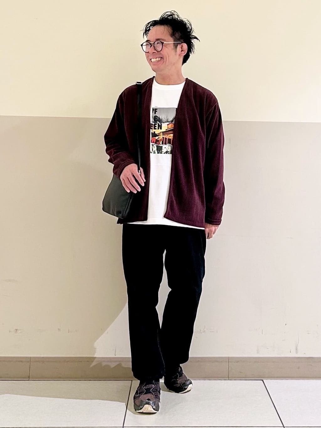 KENJI Iさんの「THE SHOP TK｜【セットでお買い得！】モールニットカーディガン＋長袖Tシャツ　洗濯機OK/吸水速乾・毛玉になりにくい」を使ったコーディネート