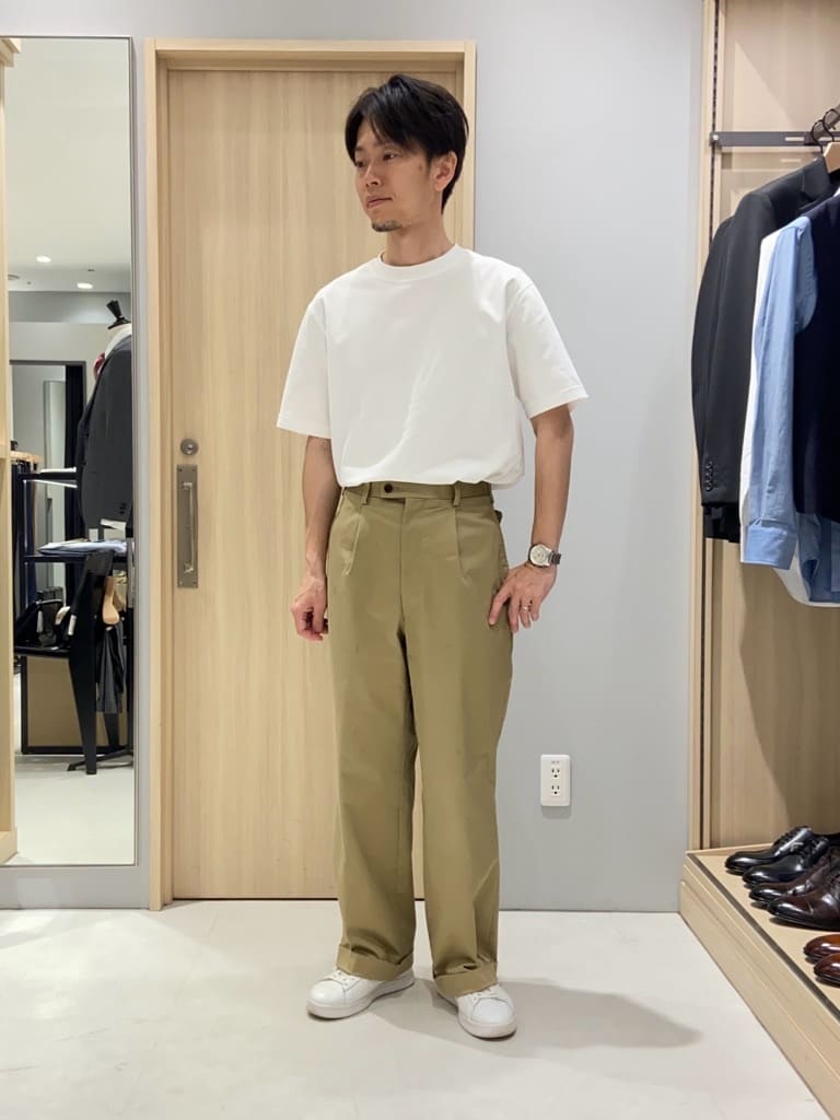 わいずみさんの「TAKEO KIKUCHI｜【抗菌防臭／5サイズ展開】ハイゲージポンチ Tシャツ」を使ったコーディネート