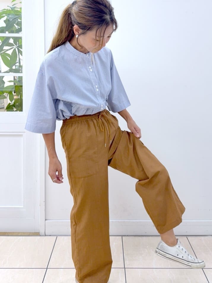Osawaさんの「Dessin｜【洗える／体型カバー】バンドカラーペプラムブラウス」を使ったコーディネート