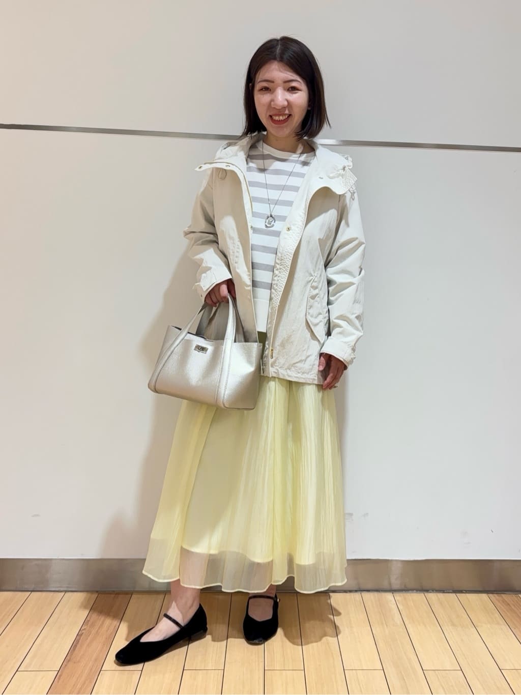 MIKIKOさんの「UNTITLED｜◆【洗える/オンオフ使える】袖リブスリットストレッチニット」を使ったコーディネート