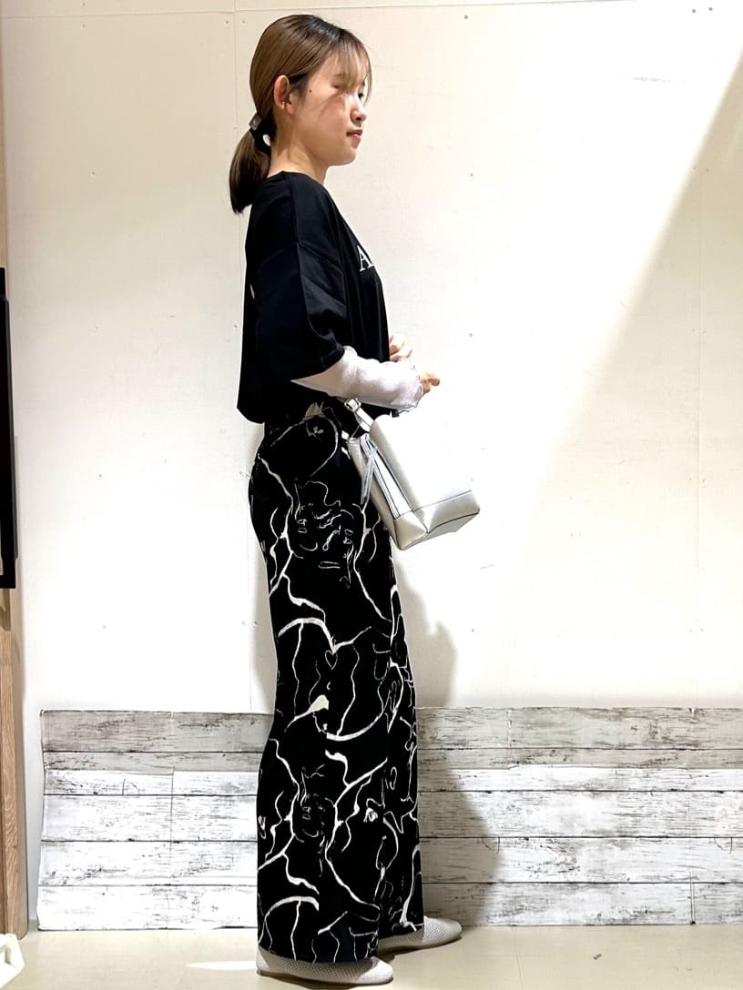 花さんの「SHOO･LA･RUE｜」を使ったコーディネート
