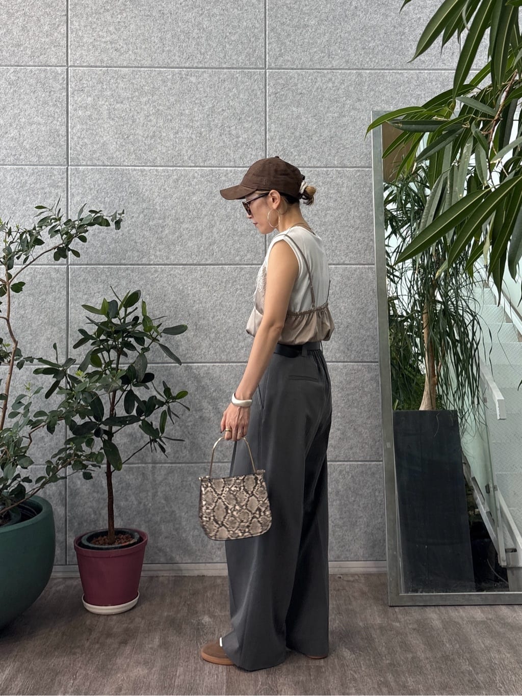kotakiさんの「INDIVI｜キャミセットカットソー」を使ったコーディネート
