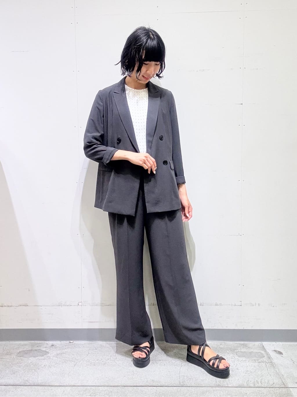 naoさんの「INDIVI｜【軽く羽織れる！】ダブルジャケット」を使ったコーディネート