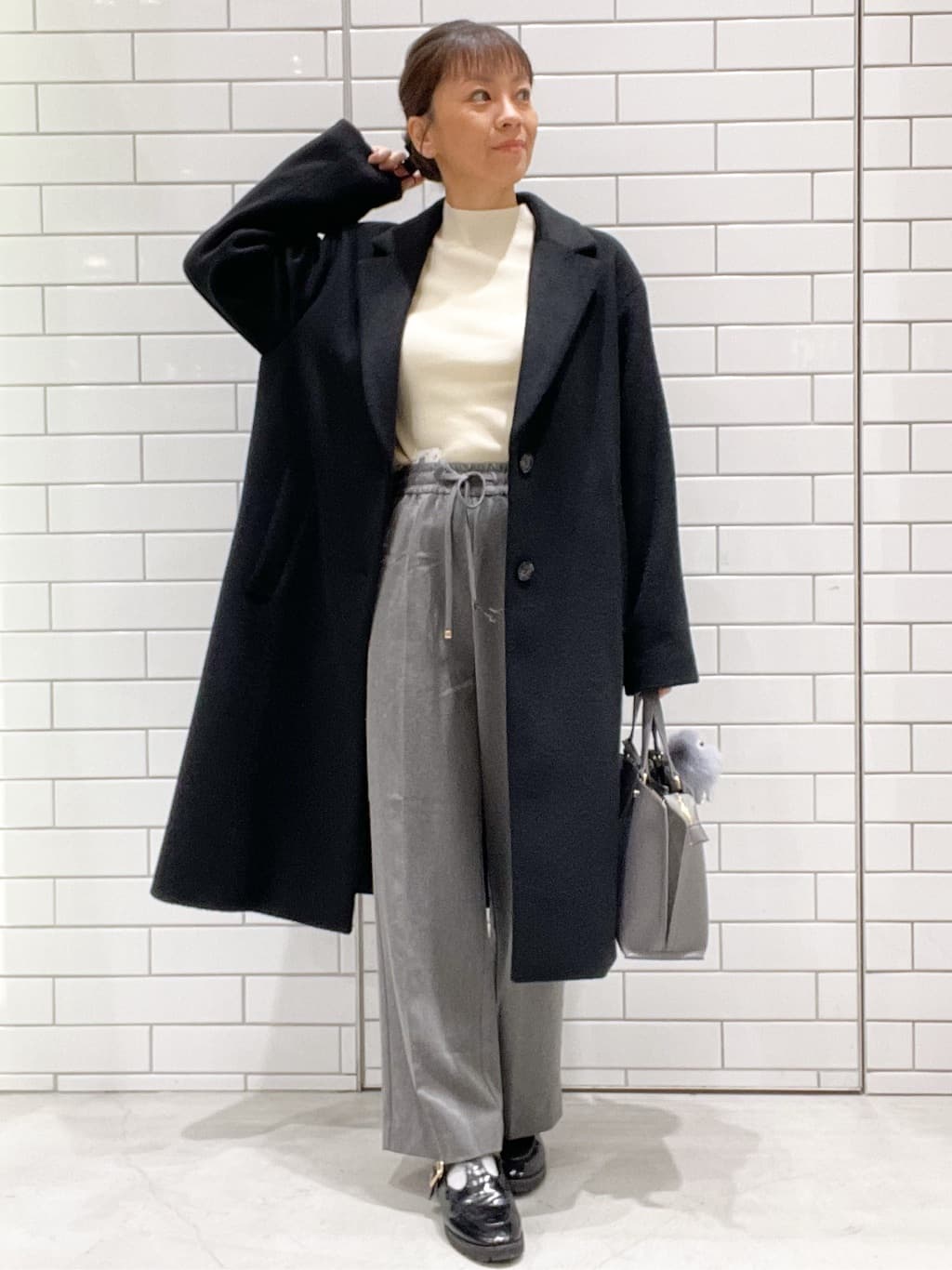 oiさんの「OPAQUE.CLIP｜カシミヤブレンドウールチェスターコート」を使ったコーディネート