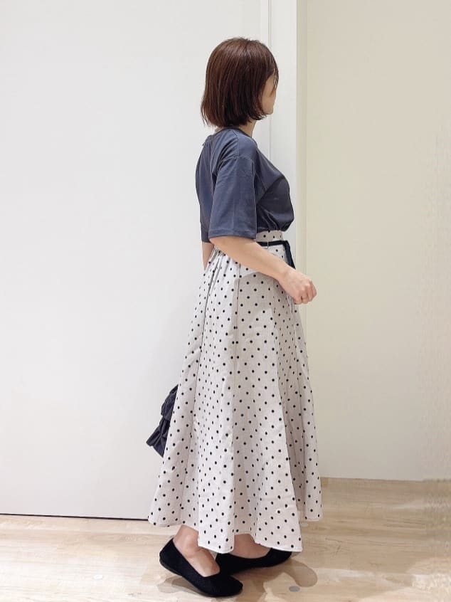 MIYUさんの「grove｜ドットで華やぐ　軽やかマーメイドスカート」を使ったコーディネート