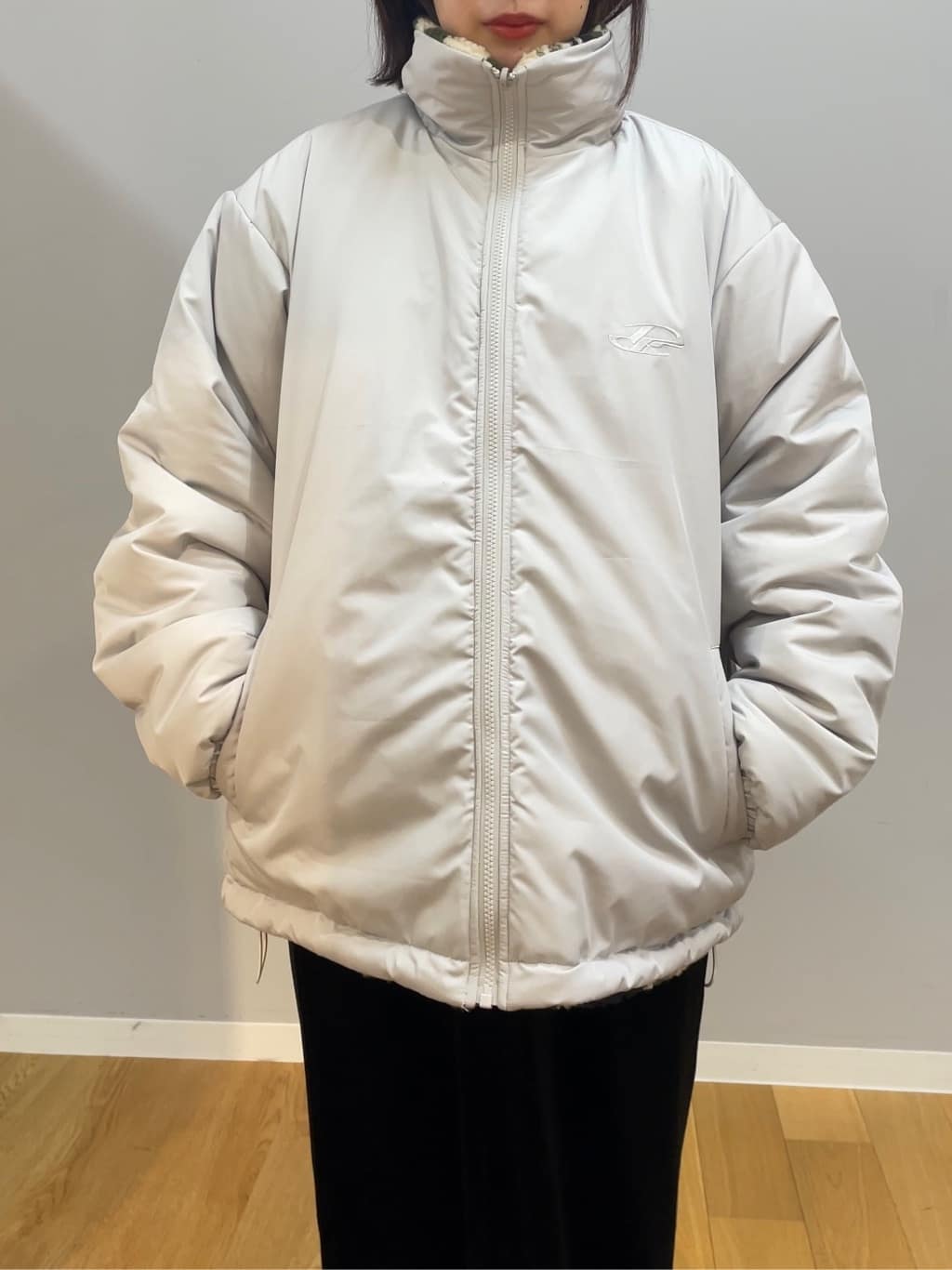 abeさんの「tk.TAKEO KIKUCHI｜【WEB限定】リバーシブルボアブルゾン」を使ったコーディネート