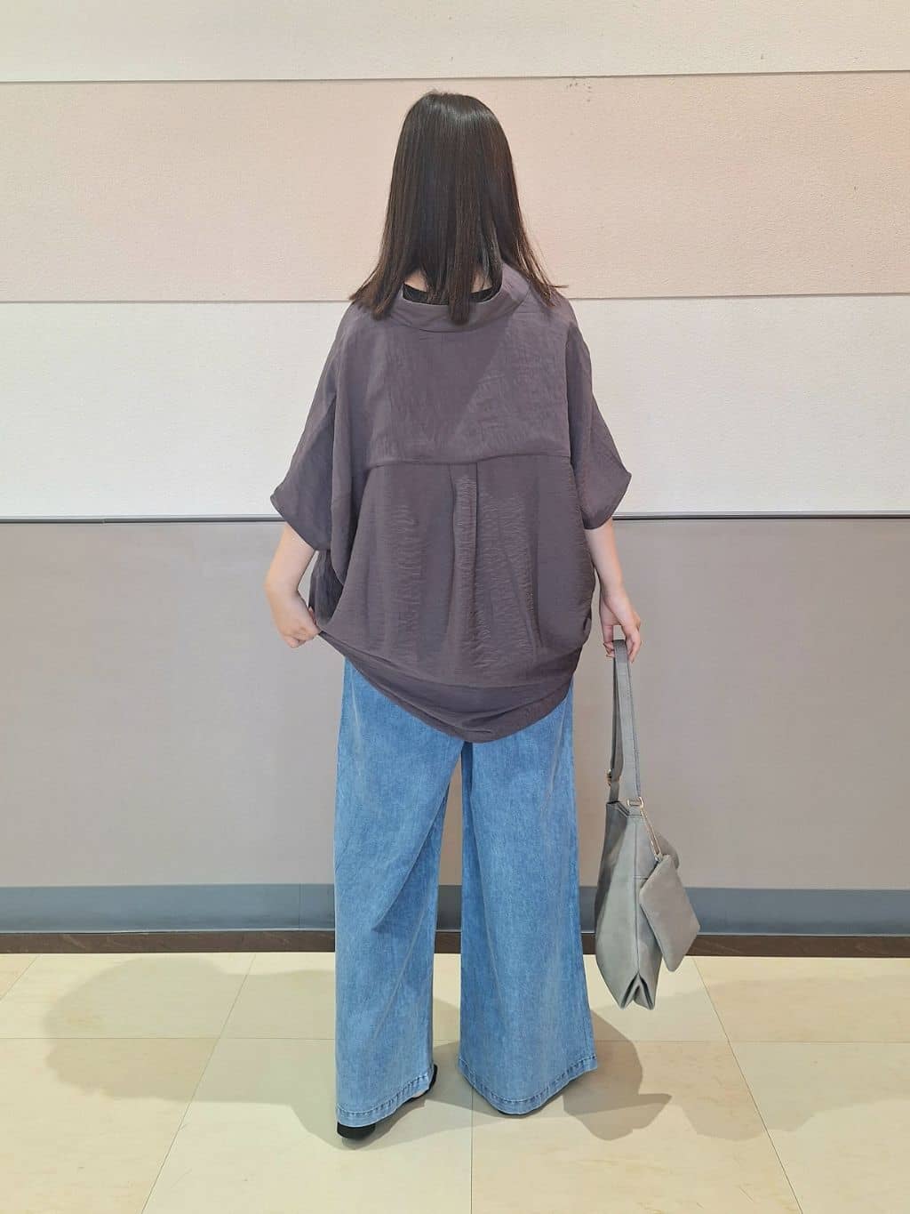 Sachaさんの「SHOO･LA･RUE｜【洗える/S-LL/5分袖】1枚でも羽織としても。さらさらドレープシャツ」を使ったコーディネート