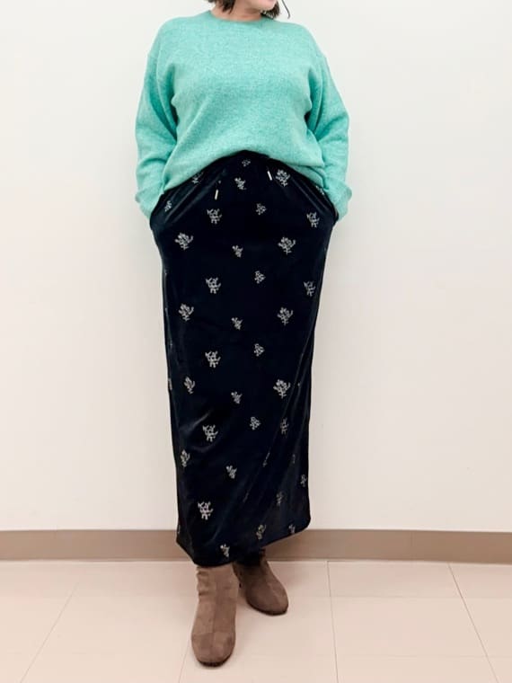 haruさんの「SHOO･LA･RUE｜【洗濯機可】お気に入りカラーを身にまとって　ふんわりゆるニット」を使ったコーディネート