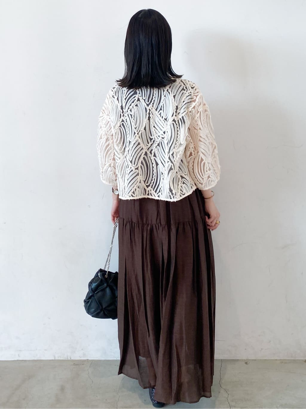 haruさんの「OPAQUE.CLIP｜シアー刺繍レース前開きブラウス【洗濯機洗い可】」を使ったコーディネート