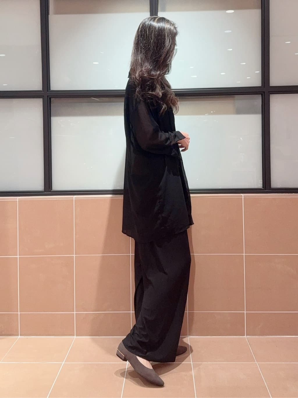 kaoriさんの「ESPERANZA｜《定番》晴雨兼用クッションフラットパンプス」を使ったコーディネート